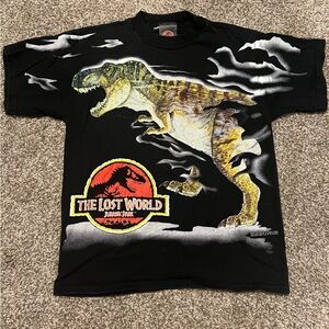 RARE 1997 Jurassic Park The Lost World T-shirt  Youth